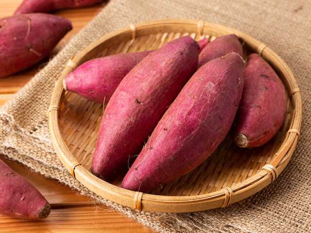 さつまいもページ 皮の色？表面のくぼみ？美味しいさつまいもの見分け方|au Webポータル