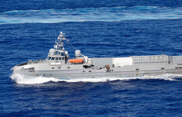 大*輔様 アメリカ海軍　チャレンジ　艦艇 米海軍 未来の「無人艦」開発“僅か1年で計画見直し”を発表 “試作省略