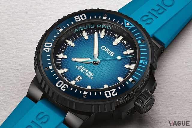 1000mの防水性能を備えたガチ仕様！ 洗練されたブルーに身を包む