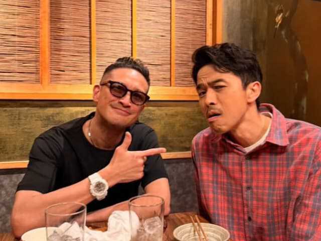 久々の同級生コンビ」井ノ原快彦、松岡昌宏とのツーショットに反響