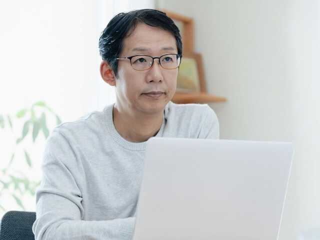 All Aboutが募集している「積立投資の実体験エピソード」から、周りの方が資産運用にどのように取り組んでいるのか、運用目標や運用方針、成功体験から失敗事例などを見ていきます。今回は愛知県に住む42歳男性の積立投資エピソードです。