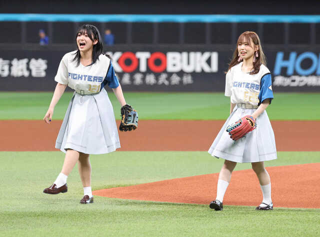 ラブカ　エーデルノート　進藤あまね　三宅三羽 日本ハム】「ラブライブ！」声優の三宅美羽、進藤あまねがファースト