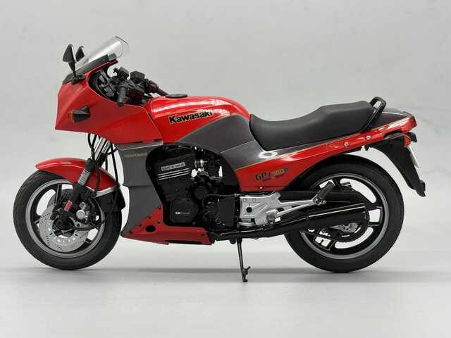 バイクモデルはなぜ楽しいのか？元祖Ninjaを製作【達人のプラモ術