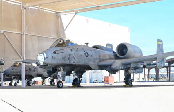 米軍地上部隊の“守護者”A-10、ついに「最後のパイロット訓練生」が卒業