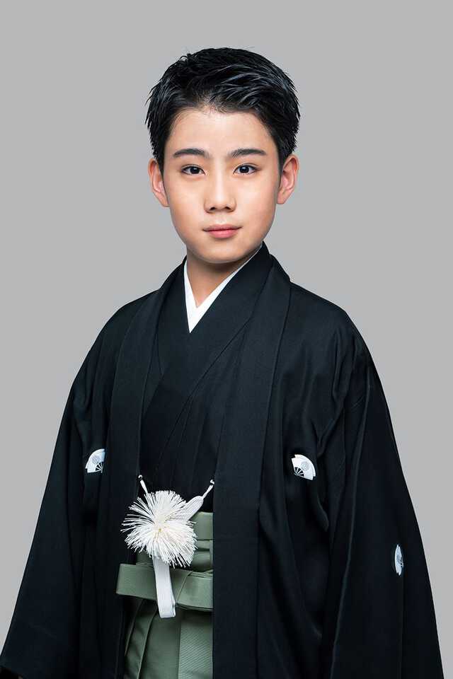 ジョジョ』荒木飛呂彦デザイン「六月博多座大歌舞伎」襲名披露祝幕公開
