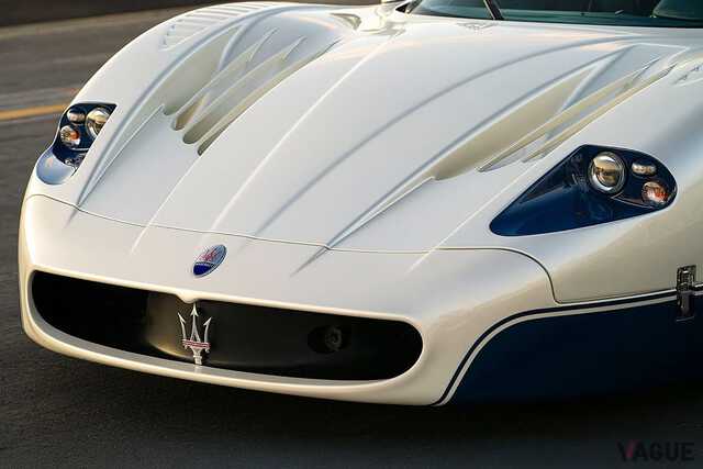 １つ！マセラティ、フェラーリ、ポルシェ フェラーリ「エンツォ」譲りのV12エンジンを搭載！ マセラティ