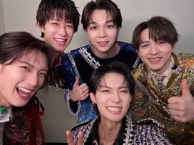 胴体どこですか!?」佐野勇斗、紅白でのメンバー集合写真に反響