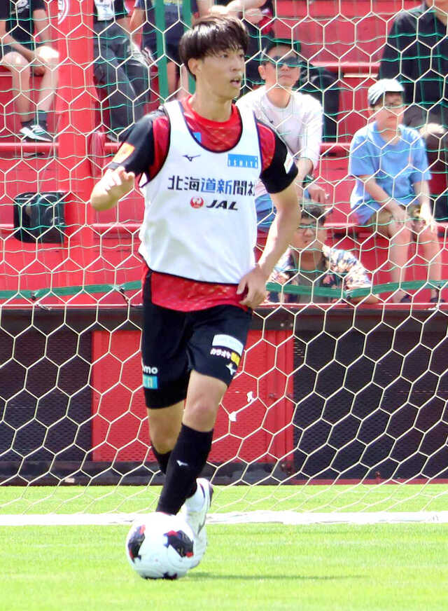 サッカー野郎さん　ご確認用 J2札幌】新加入の野瀬翔也がJ3群馬時代から慣れ親しんだCBで無