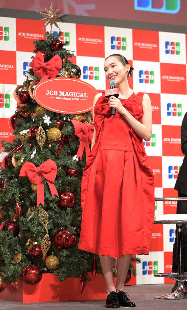 飯豊まりえさん着用⭐︎ラルフローレン⭐︎バックルディテール ツイードドレス 飯豊まりえ「ディズニーシーでアクセサリーをプレゼントしてもらった