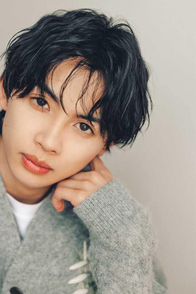 ONE N' ONLY草川直弥、儚さ・ふわ甘な色気…収録カット2種解禁