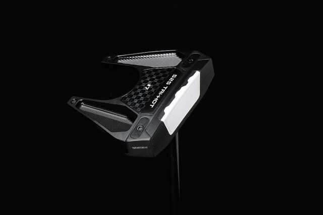 オデッセイ“人気ゼロトルク”がブラック仕様に！ 「Square 2 Square