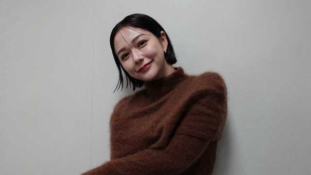 村重杏奈 】11枚の衣装ショットを大公開！「どれも似合っている」「村