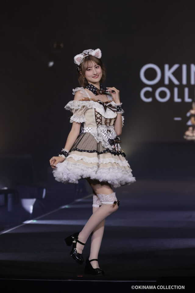 人気ライバー・山本紗彩、猫耳メイドコスで魅せる抜群スタイル