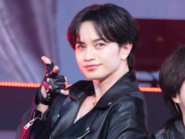 まさか3人揃うなんて、、、」中島健人、ライブで超豪華コラボ！ 「全員