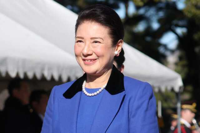 品位と品格を感じる》雅子さま、10年前にもお召しになったロングコート