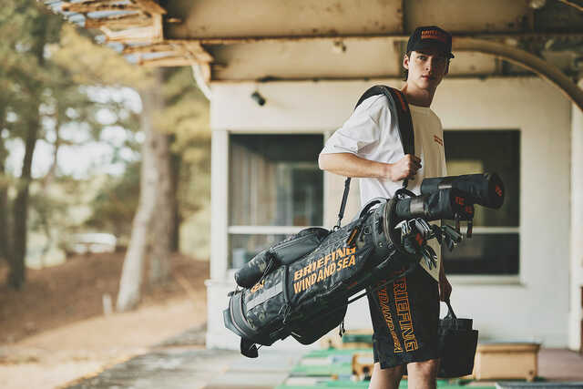 ゴルフシーンもここまでおしゃれに。BRIEFING GOLFとWIND AND SEAの