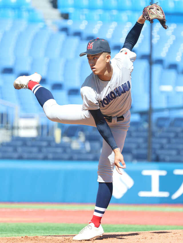 R　超希少　横浜高校野球部 Vジャン　非売品軍手付 高校野球】横浜8強 152キロ2年生右腕・織田翔希が1安打