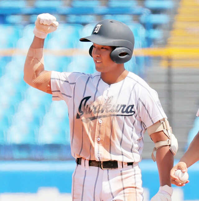 高校野球】岩倉 準決勝進出 主将・岩崎佑志左翼手（3年）が5
