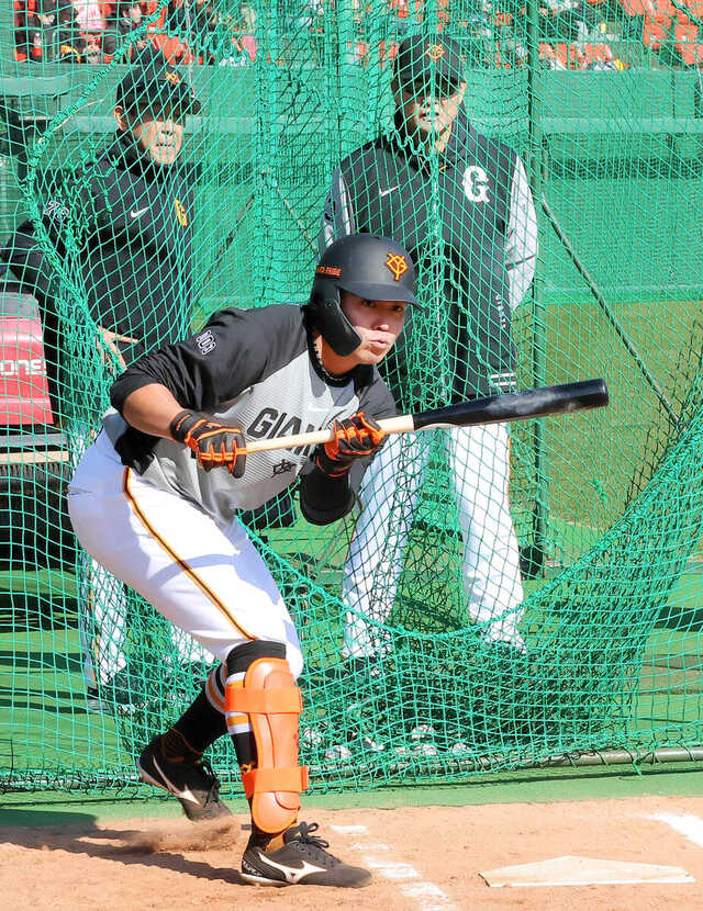 巨人】支配下昇格の知念大成と佐々木俊輔、ティマが1軍合流 阪神投手