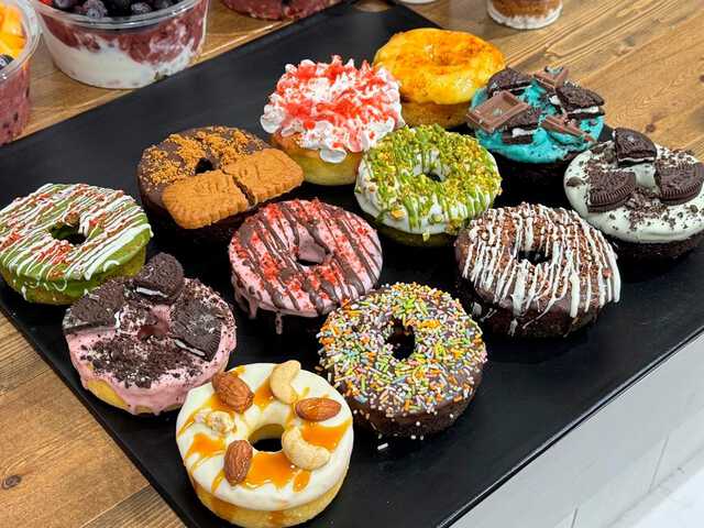 高崎「ドーナツ・アサイー」新店 夜のみ営業・テークアウト専門店|au