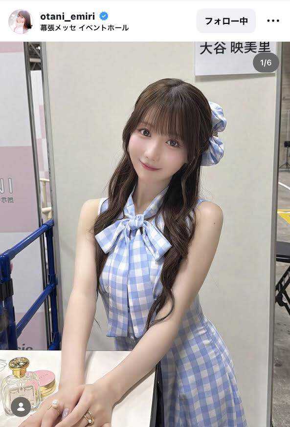 イコラブ・大谷映美里 夏らしい爽やかな水色ノースリワンピが可愛