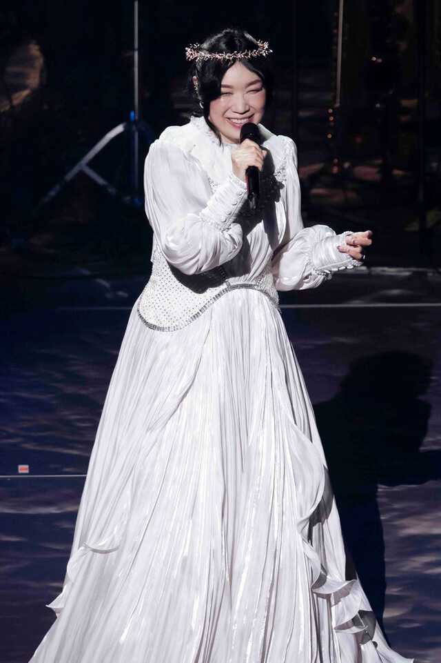 松任谷由実、最高傑作の新作を提げた全国ツアー開幕 「私が私に逢いに