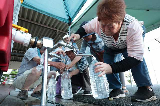 続く断水 衛生面や熱中症懸念|au Webポータル経済・ITニュース