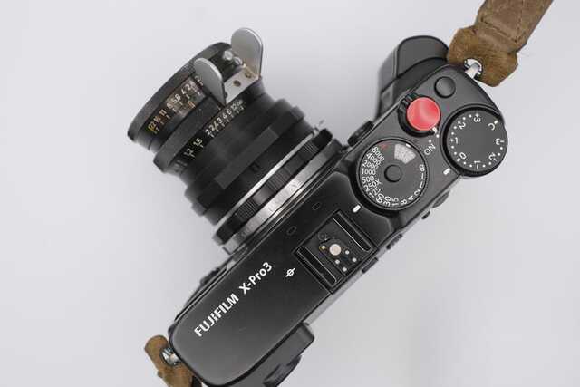 そのレンズなんすか？」答えは70年分の時間です|au Webポータル経済