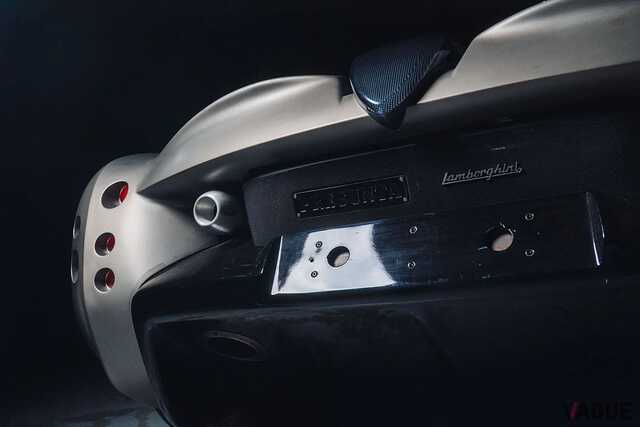 ディアブロ」を超えるスーパーカーになる予定だった…27年前に登場した