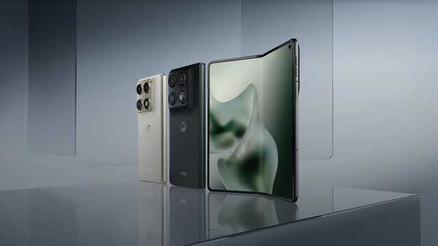 Motorolaといえば、縦開き…じゃない！横開き大画面のスマホが出ます|au