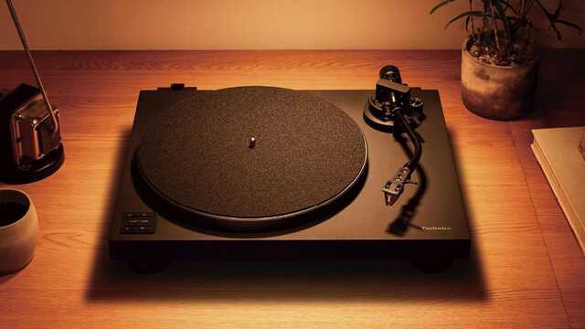 名ターンテーブルの血を引くテクニクスレコードプレーヤー|au
