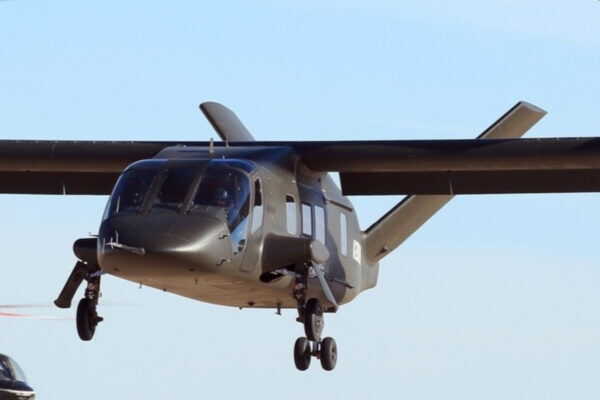 米軍　実物　オスプレイ　ヘリ　窓　送料無料 Amazon | POSTAGE STAMP 1/150 MV-22 オスプレイ HMX-1 大統領