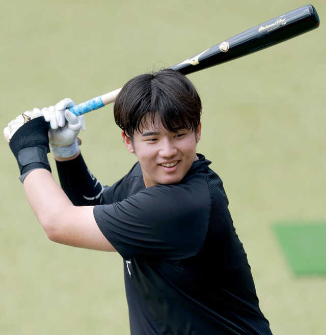 巨人】石塚裕惺が2軍戦の試合前練習に参加 フリー打撃では広角に鋭い