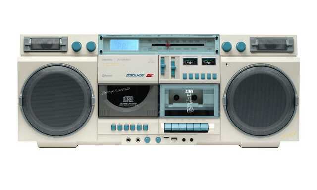 70年代、80年代、90年代CD 4点セット 俺たちの青春ラジカセ！80年代に流行したデザインを再現「ORION