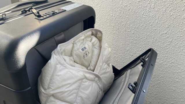 【無印良品　人気のフロントオープンタイプ】 機内持ち込み可　キャリーケース　軽量 無印良品の「フロントオープン」のキャリーケース、外ポケットがある