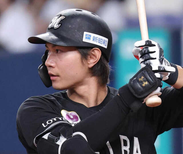 ロッテ】藤原恭大の2点二塁打で1点差に詰め寄る 前日は試合開始5秒