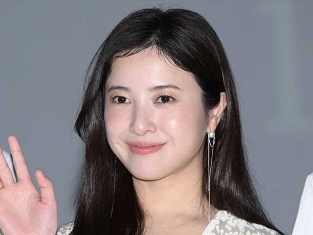 吉高由里子、まさかの“ご報告”「大人達が決めたのよ？」 ファン