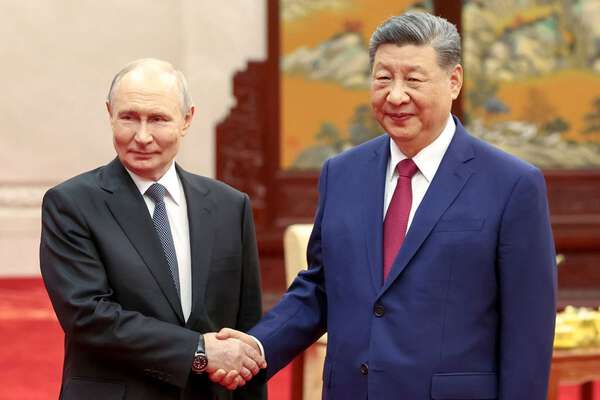 プーチン大統領も平伏する中国の存在感 米国の信用低下にニンマリの習近平主席|au Webポータル国内ニュース
