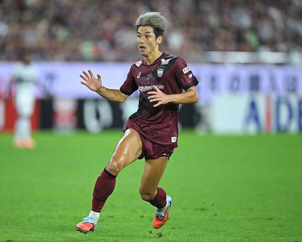 外す方が難しかった」逆転ゴール。途中出場の大迫勇也が大仕事