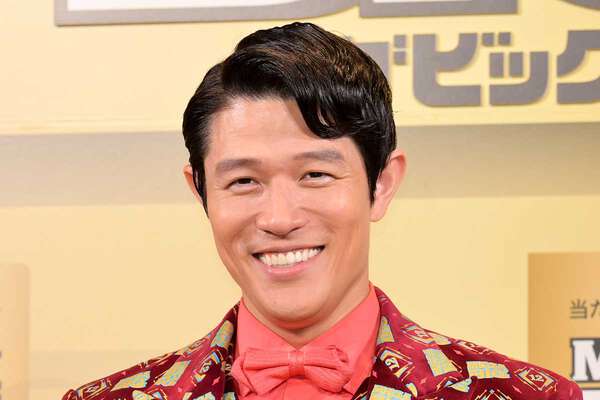 鈴木亮平の激変、役のギャップを楽しむ！