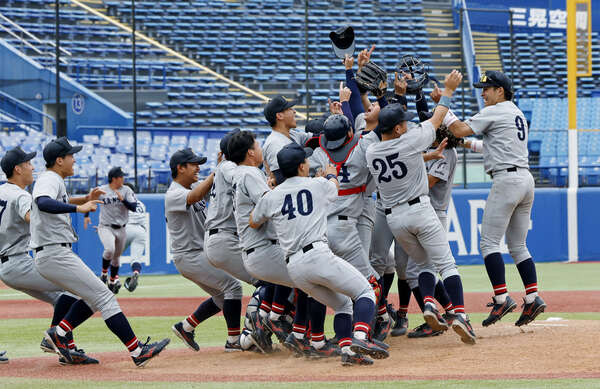 関大が54年ぶり3度目優勝 全日本大学野球最終日|au Webポータル