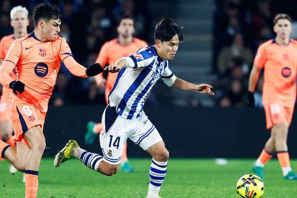 久保建英は「最高の状態に戻りつつあった」 バルサ戦で躍動も…負傷交代