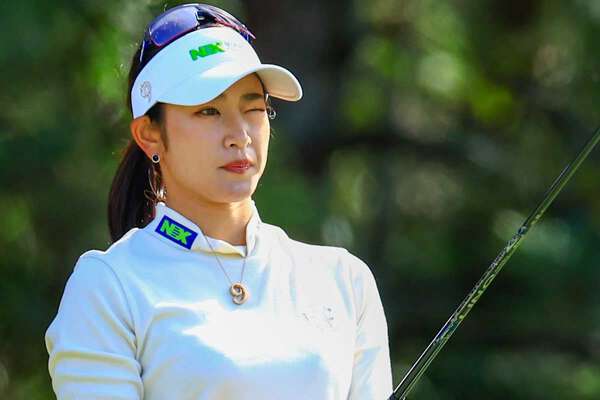 原英莉花がラスベガスで見せた大胆な開脚ストレッチ