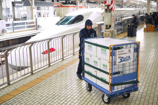 日通とJR東海がタッグ！ 新幹線を利用した「即日配達サービス」開始