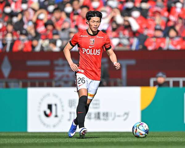 浦和レッズの26歳DFが欧州1部クラブへ移籍。新天地のSDが語る獲得の