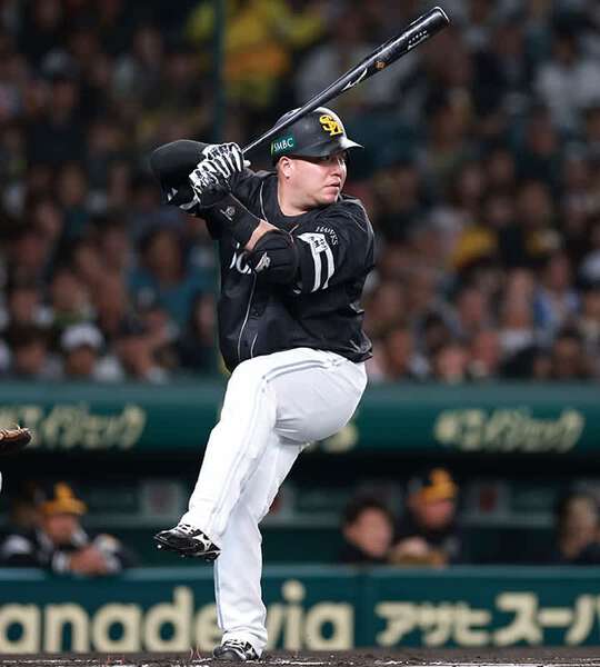 ソフトバンク・山川穂高 減量で復活へ「体が軽いのでしっかり走れる