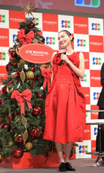 飯豊まりえさん着用⭐︎ラルフローレン⭐︎バックルディテール ツイードドレス 飯豊まりえ「ディズニーシーでアクセサリーをプレゼントしてもらった