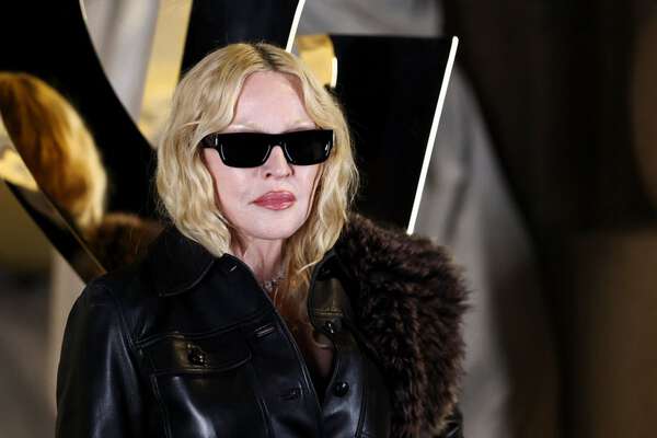 マドンナ 映画「プリティ・リーグ」の主演女優と34年ぶりに感動の
