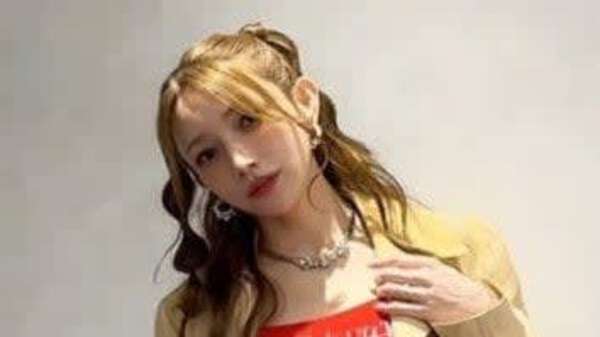 後藤真希 “絶対領域”×おなかチラ見せコーデで抜群のスタイルを披露