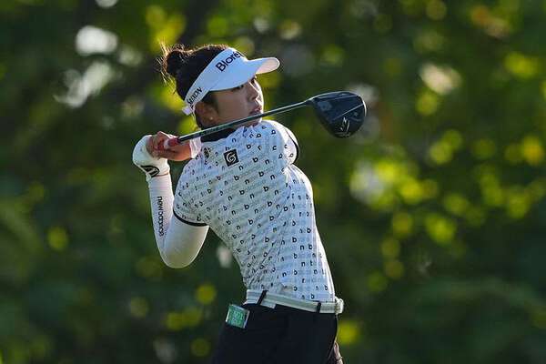 プロゴルファー山下美夢有.岩井明愛.岩井千怜.神谷そら他　直筆サイン色紙 プロゴルファー山下美夢有.岩井明愛.岩井千怜.神谷そら他 直筆